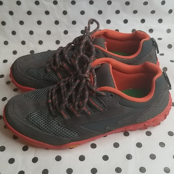 Hi-Tec Figaro Hiking Shoes US 7 - Picture 3 of 6